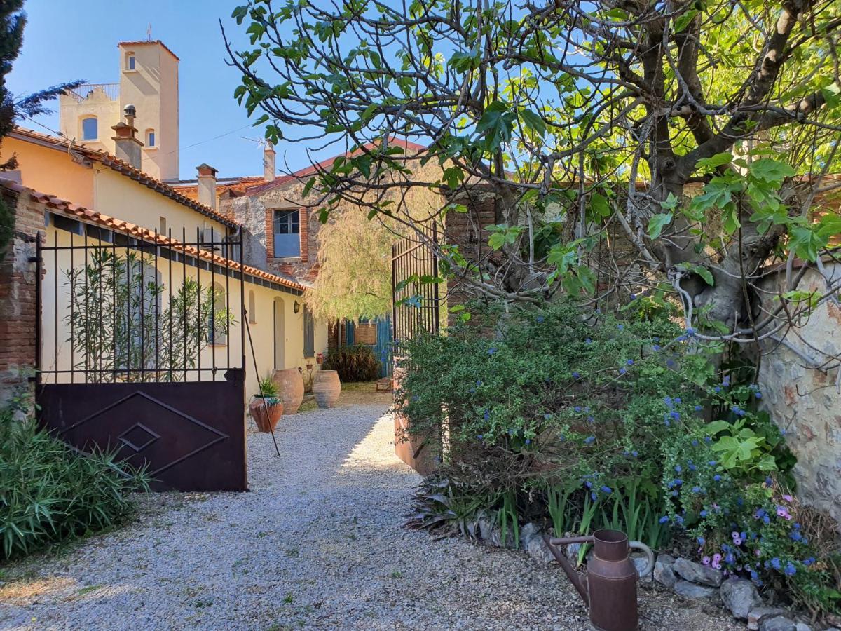 Le Clos Des Pins Claira 外观 照片